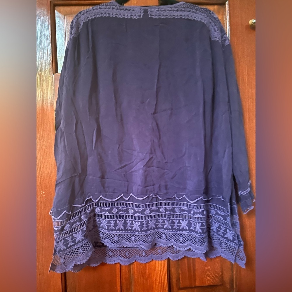 Johnny Was Dark Purple Cupro Top size small - Picture 4 of 8